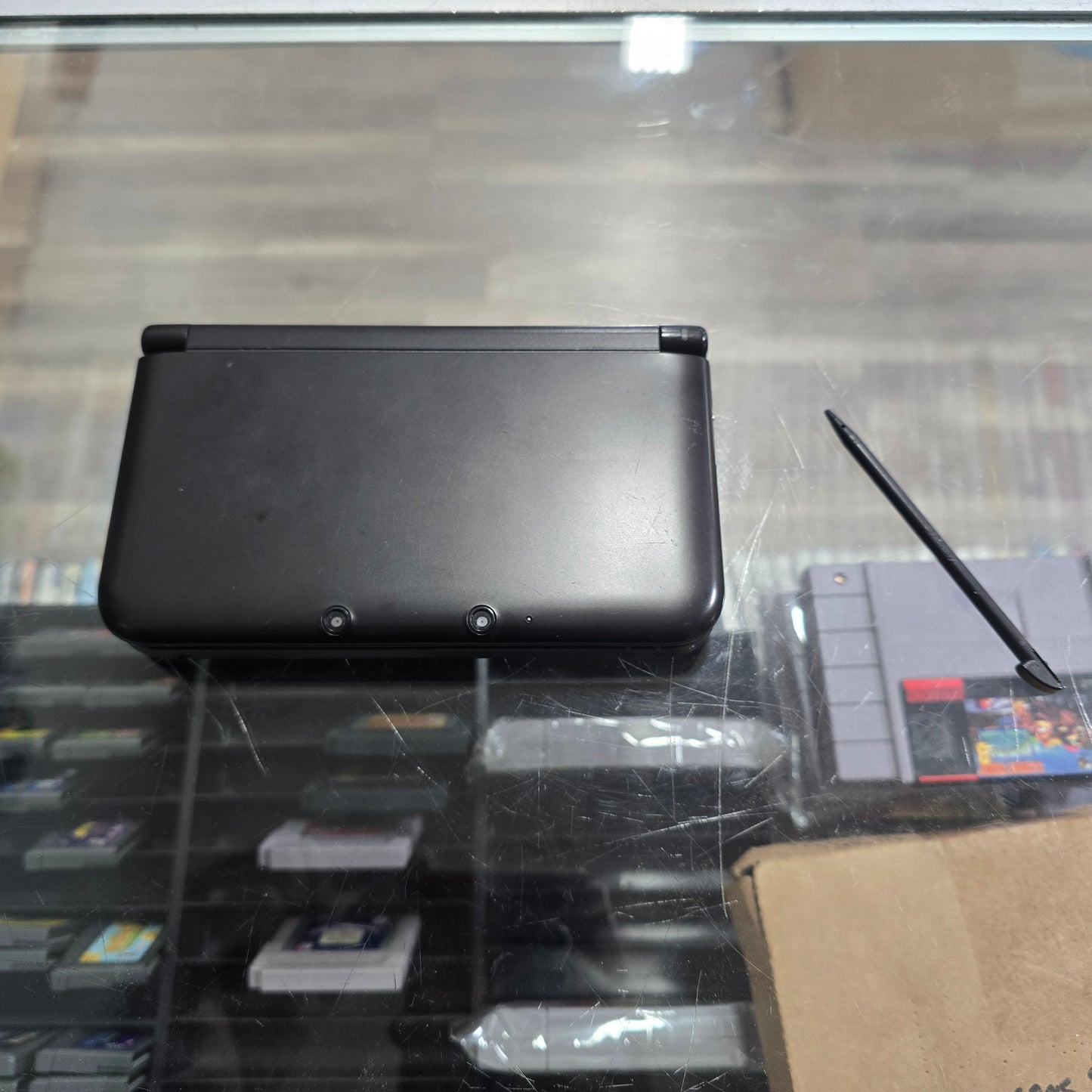 Nintendo 3DS XL Handheld System - Great Shape with Stylus and 2GB SD
