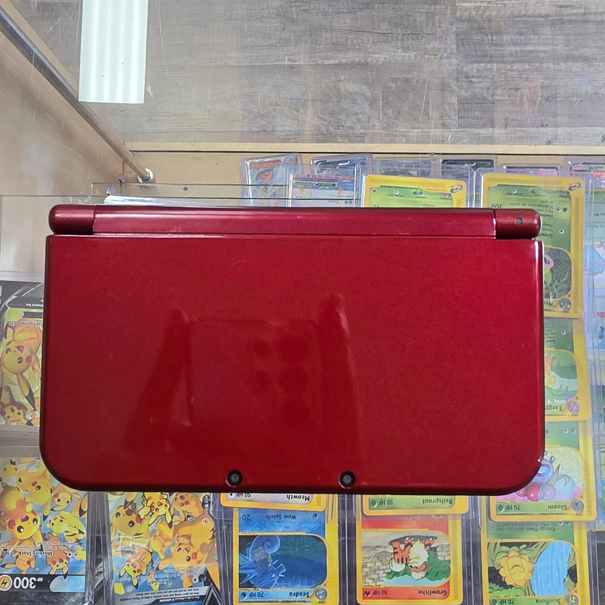 (485) New Nintendo 3DS XL Handheld System (Red) w/ Charger (Region Free)(JAPANESE TO US) (DIGITAL GAMES)