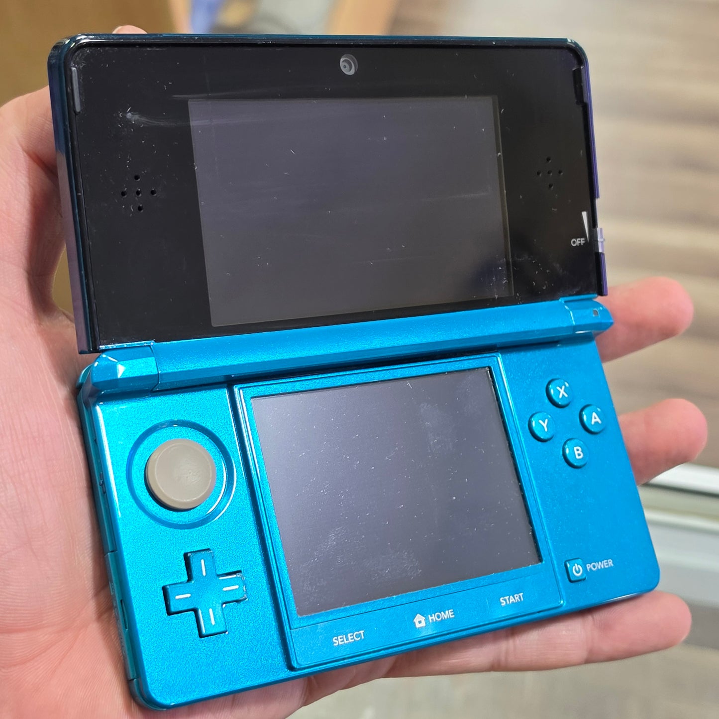 Aqua Blue Nintendo 3DS Handheld System With Charger (Region Free)(JAPANESE TO US)