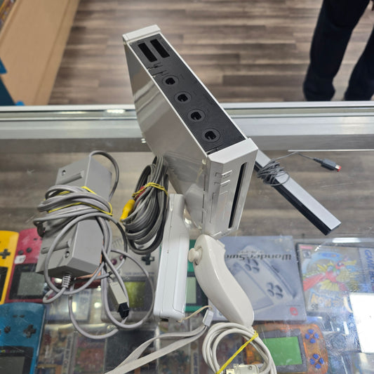 Nintendo Wii System [All Cables And Controllers Included]