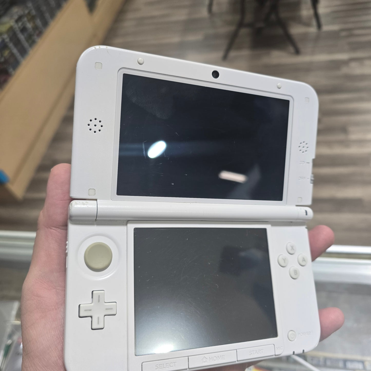 Nintendo 3DS LL Mint + White Handheld System with Digital Games and Charger (Check Condition)