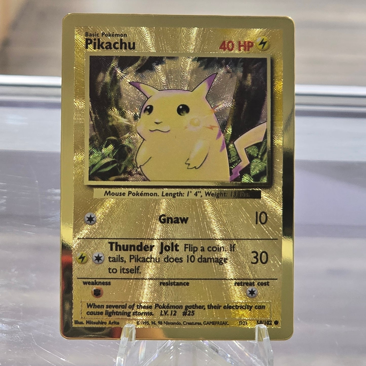 Pikachu - 58/102 (Celebrations Metal Card) (NM)