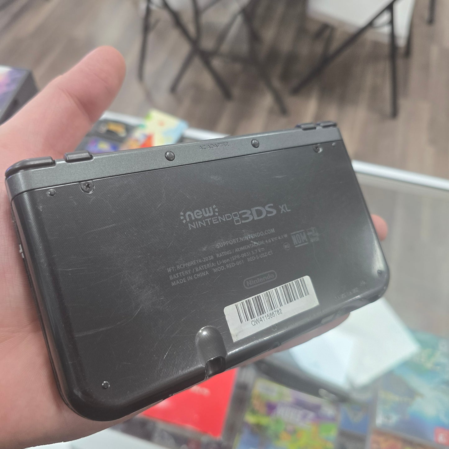 Grey "New" Nintendo 3DS XL Handheld System With Charger