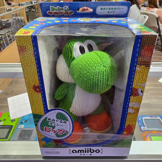 Exclusive Mega Yarn Yoshi Japanese Amiibo CIB