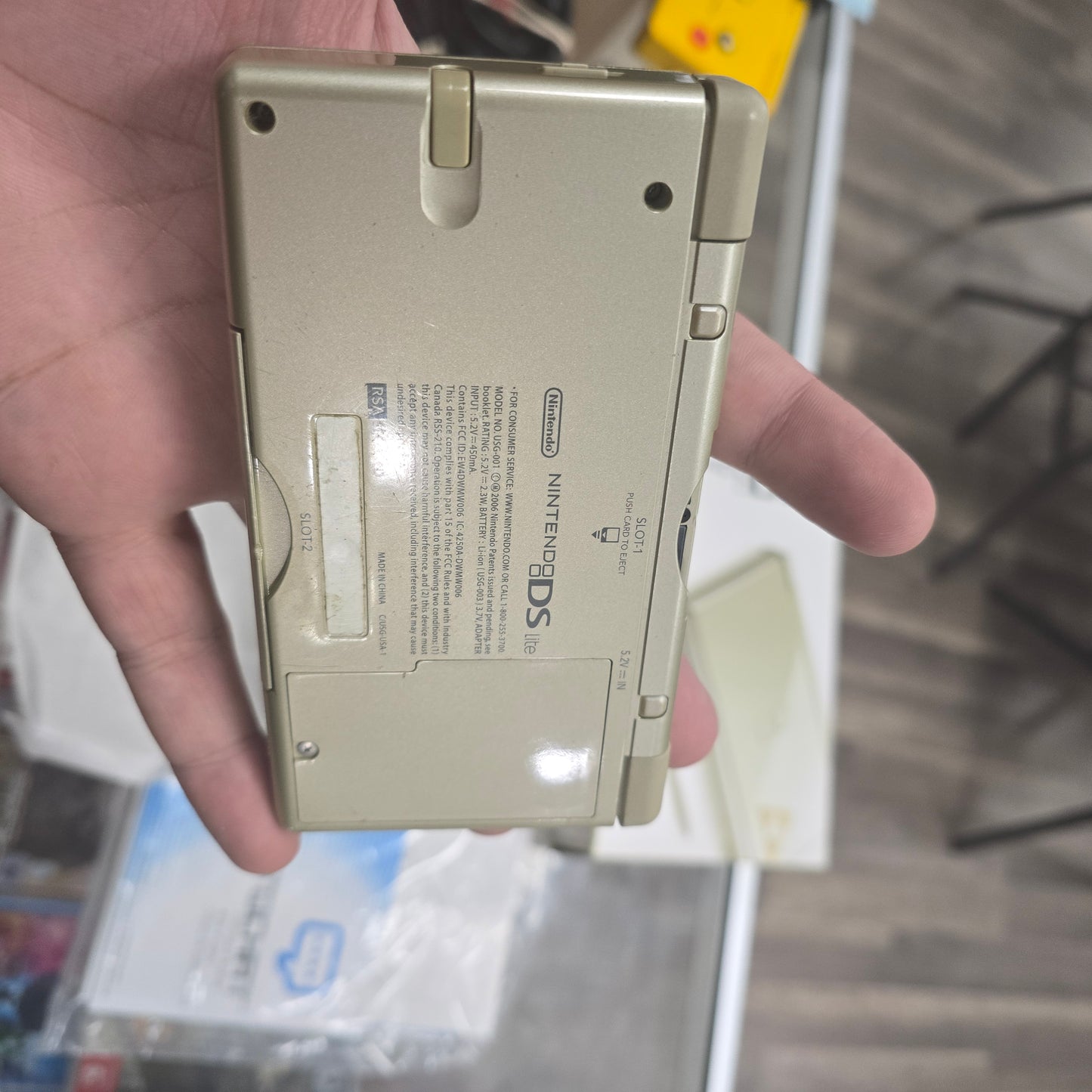 Gold Zelda Nintendo DS Lite [Limited Edition] Nintendo DS
