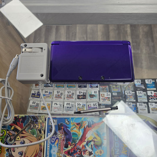 Purple Nintendo 3ds System with Charger (Very Clean)