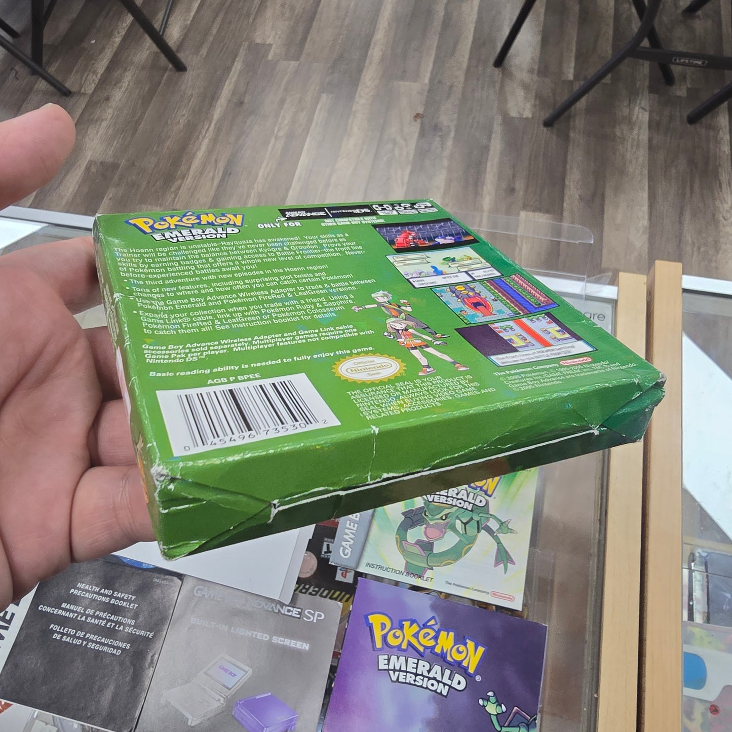 Pokémon Emerald Authentic with Box Protector CIB (Dry Battery)