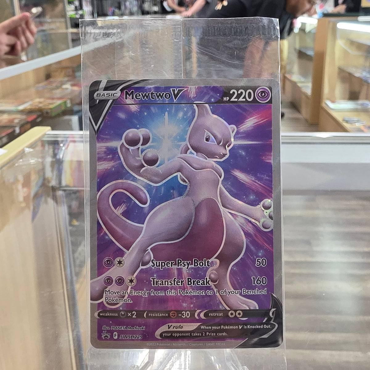 (NM) Mewtwo V - SWSH229 - SWSH: Sword & Shield Promo Cards