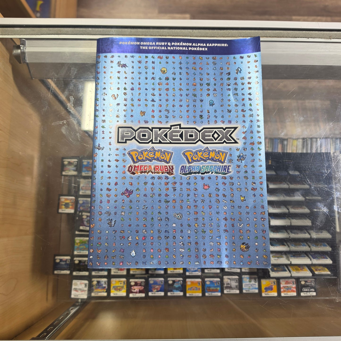 Pokémon Omega Ruby and Alpha Sapphire : The Official National Pokédex Strategy Guide