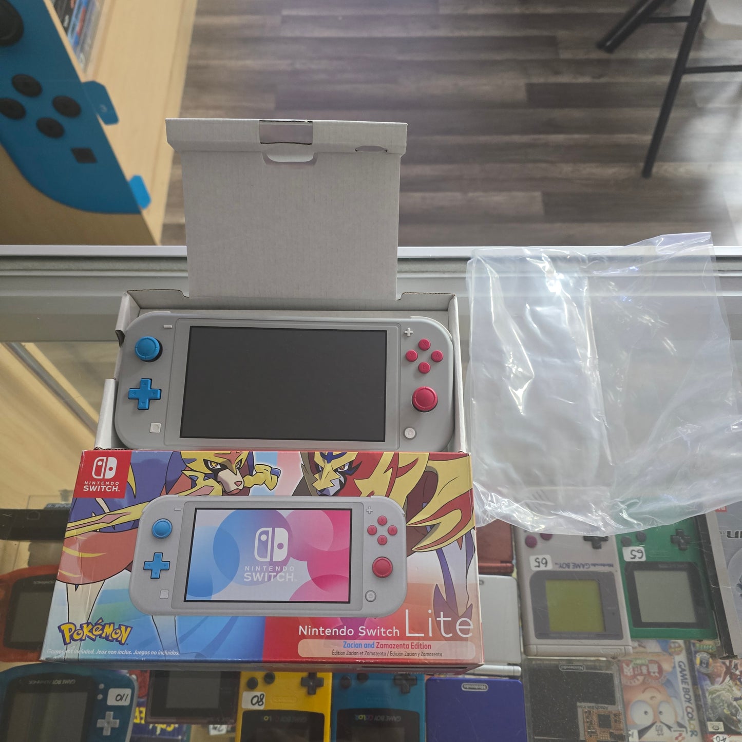 Nintendo Switch Lite [Zacian and Zamazenta Edition] (CLEAN)