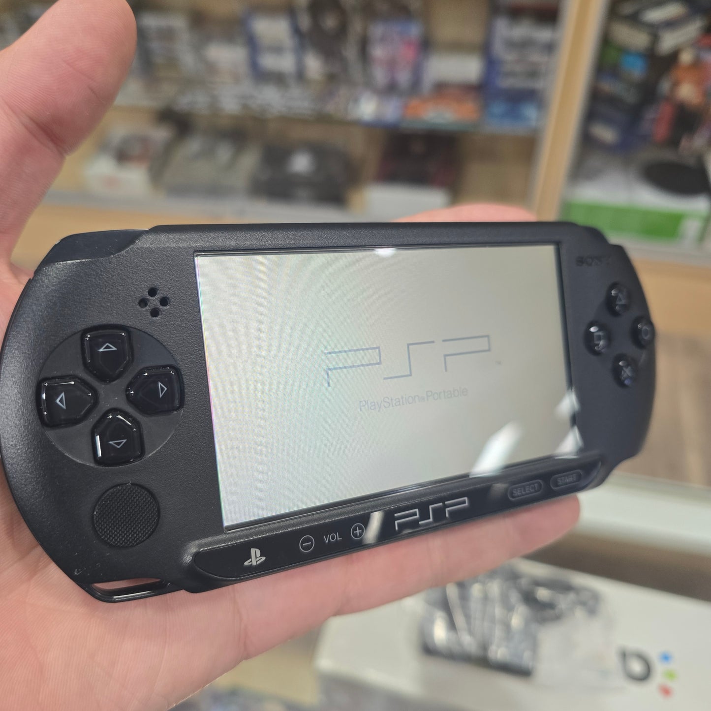 PAL PSP Handheld System 1000 Model with Charger