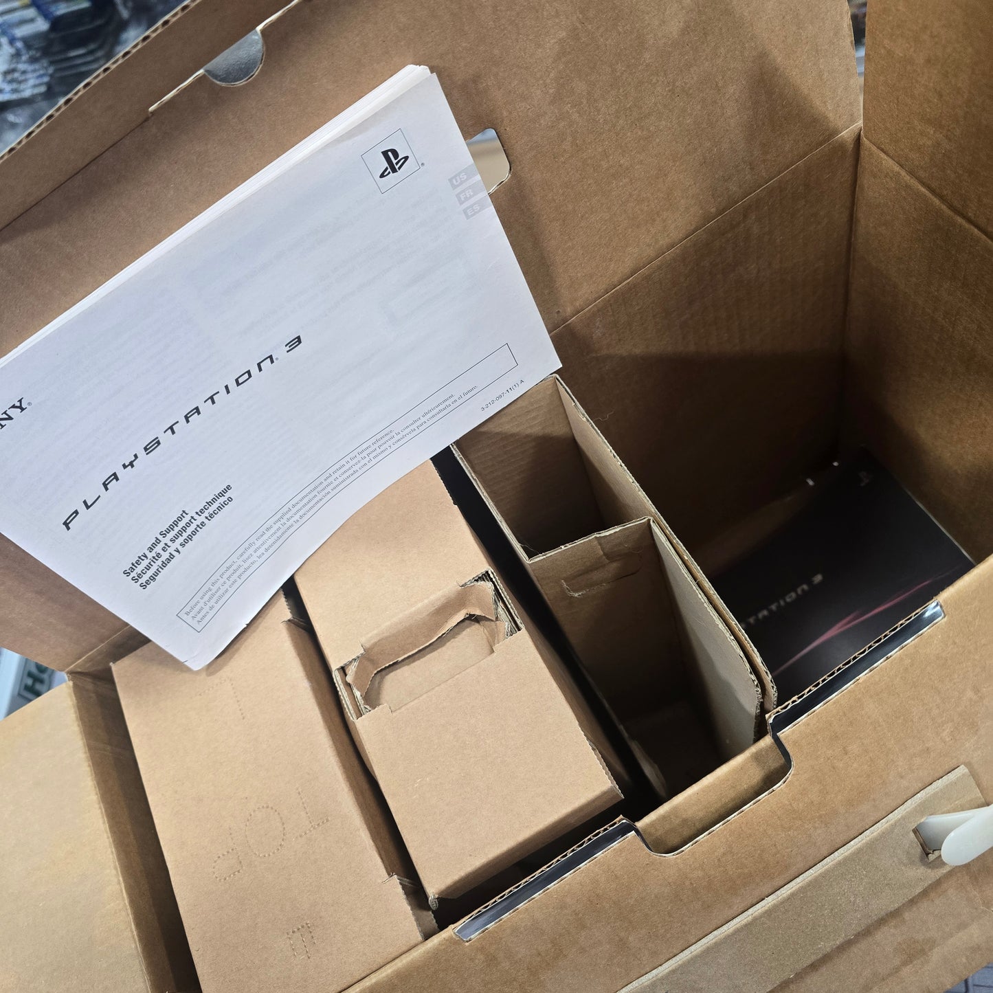 Playstation 3 Backwards Compatible BOX ONLY (NO CONSOLE OR WIRES)