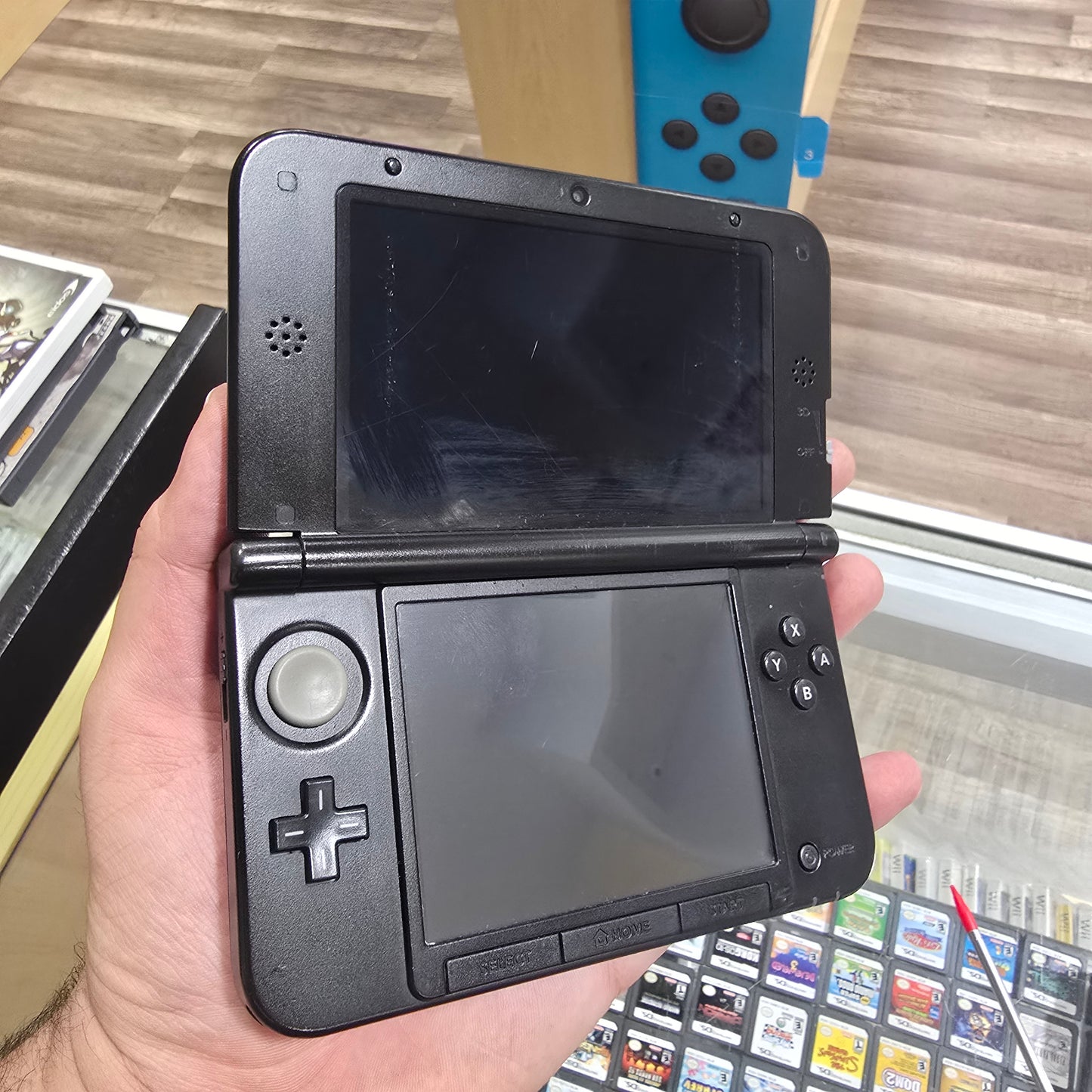 Nintendo 3DS  Blue + Black Handheld System with Digital Games and Charger (Check Condition)