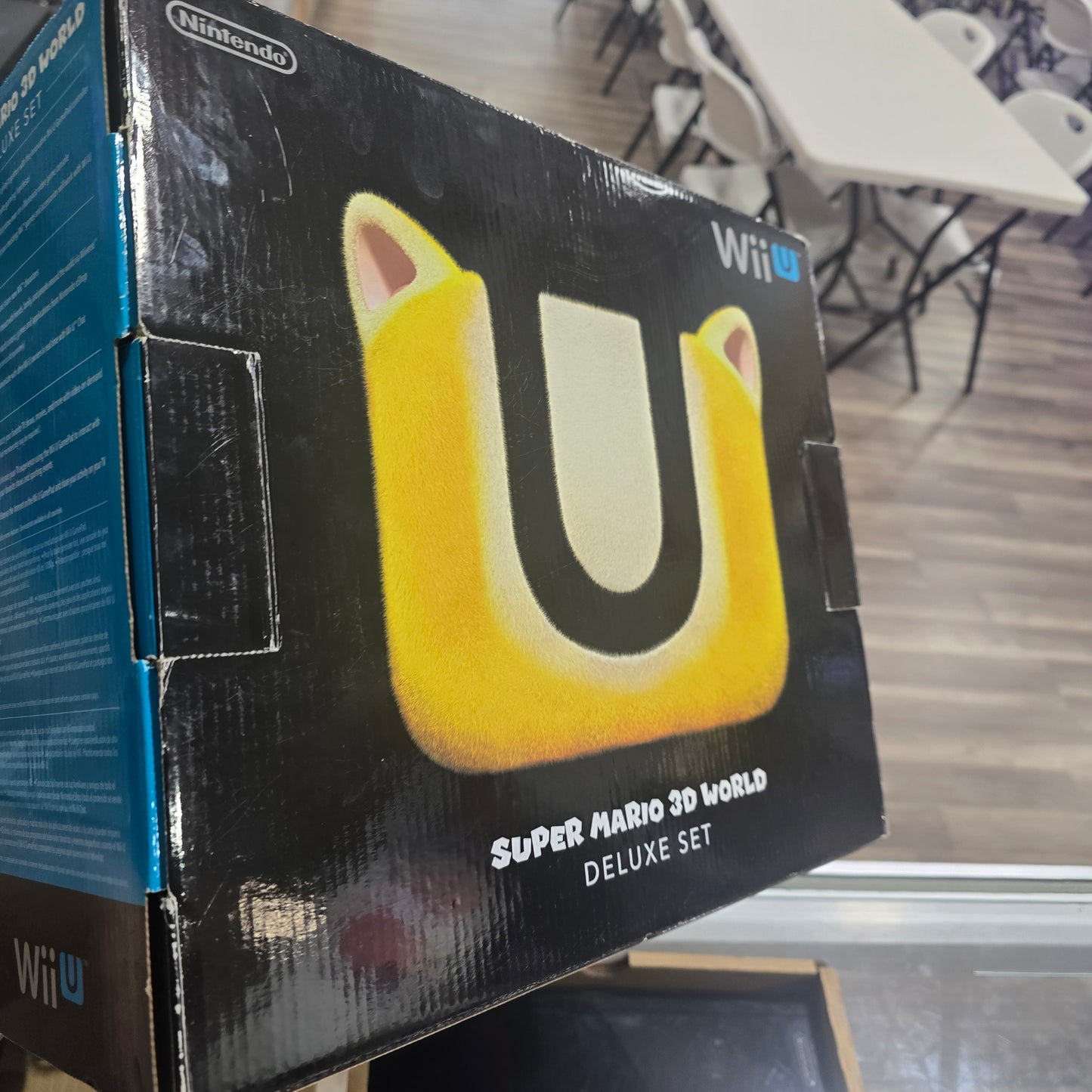 Wii U Console Deluxe: Super Mario World Edition