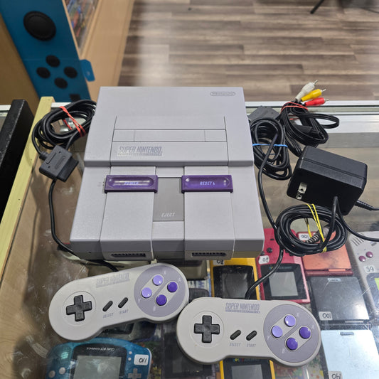 Super Nintendo Entertainment System [Controller, Cables Included]