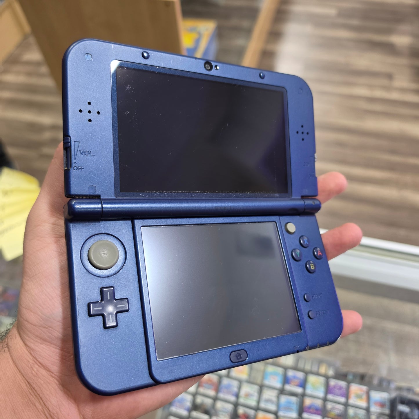 Blue New Nintendo 3DS XL Handheld System With Charger (Region Free)(JAPANESE TO US)