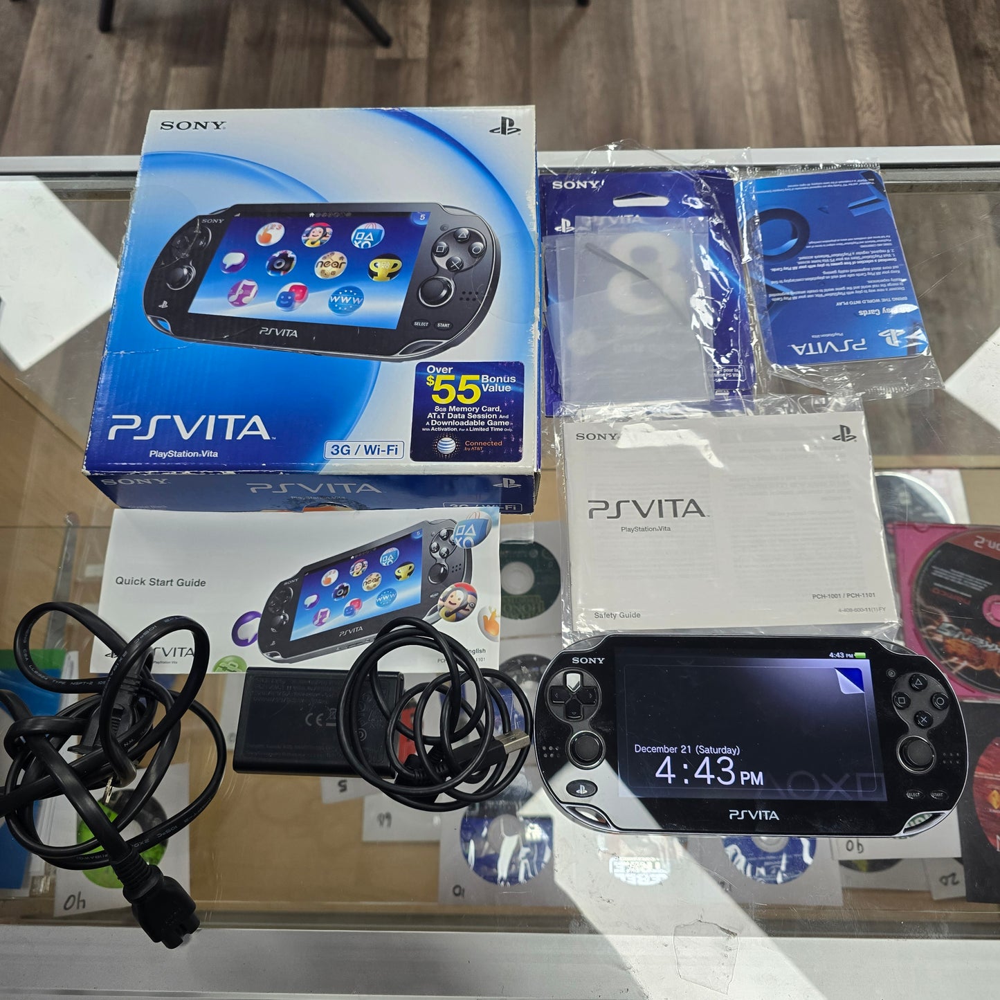 PlayStation Vita 3G/WiFi Edition System CIB