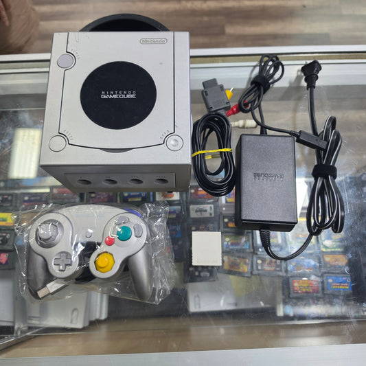 (965) Silver Nintendo GameCube System with One Controller and Wires + Memory Card