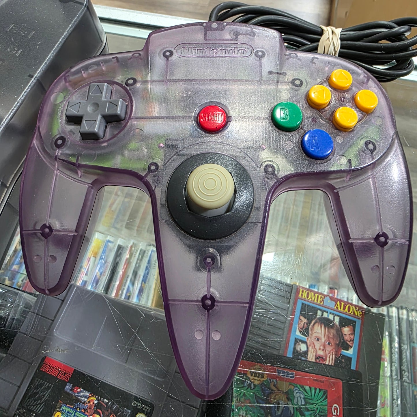 Fantastic Smoke Black Nintendo 64 System cables controllers included [second controller has third party stick]