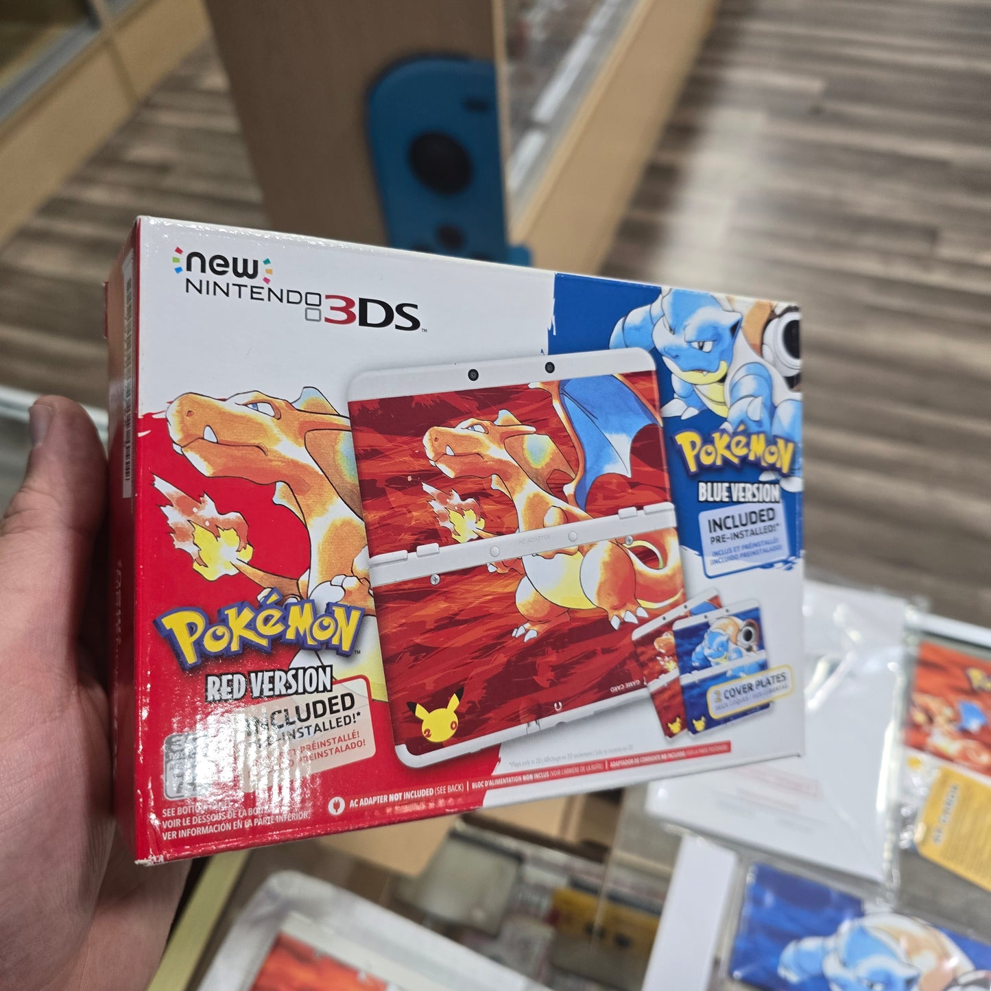 New Nintendo 3DS Pokemon 20th Anniversary Edition Nintendo 3DS (CLEAN SYSTEM AND BOX) with Box Protector