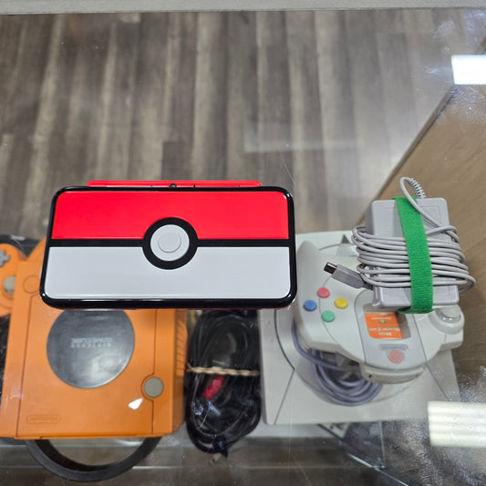 New Nintendo 2DS XL Poke Ball Edition Handheld System (Authentic)