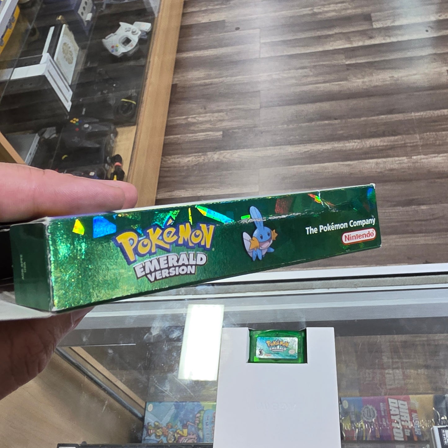 Pokémon Emerald (Authentic) (Dry Battery) Nintendo Gameboy Advance CIB
