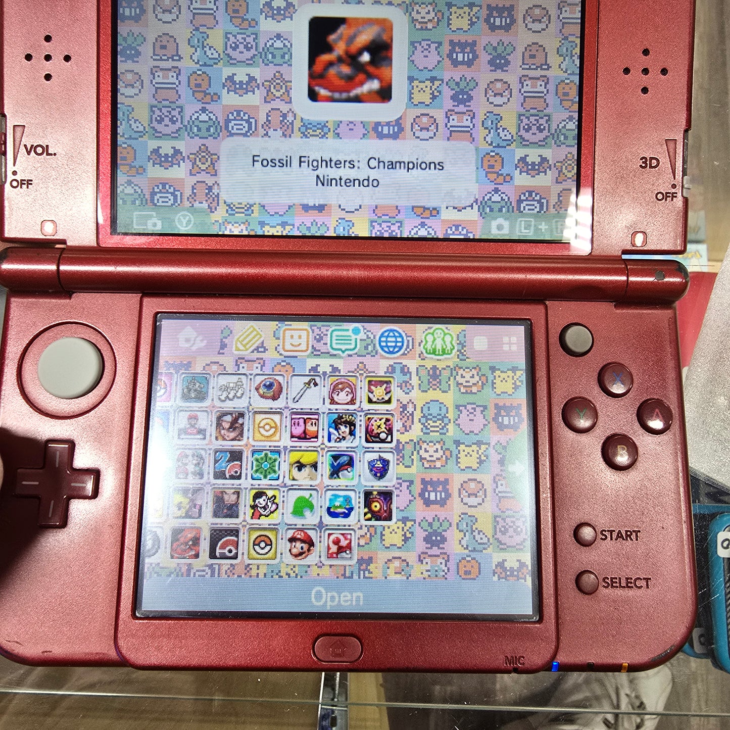 New Nintendo 3DS LL Metallic Red JP Nintendo 3DS [Pre Installed Games] [Charger Included]