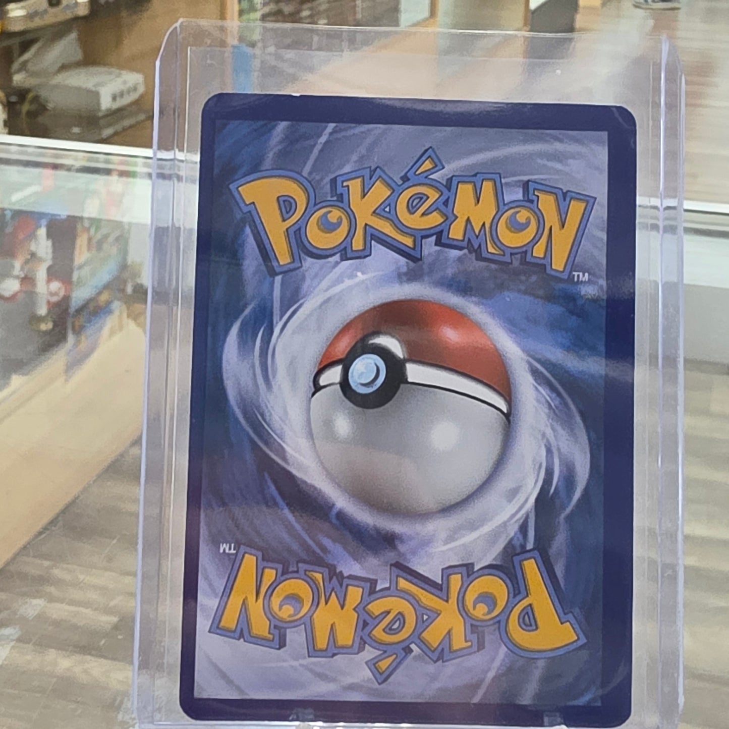 Pikachu - Shining Legends (NM)