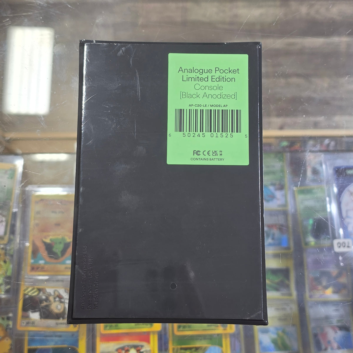 [Black Anodized] Analogue Pocket Handheld System (UNOPENED)