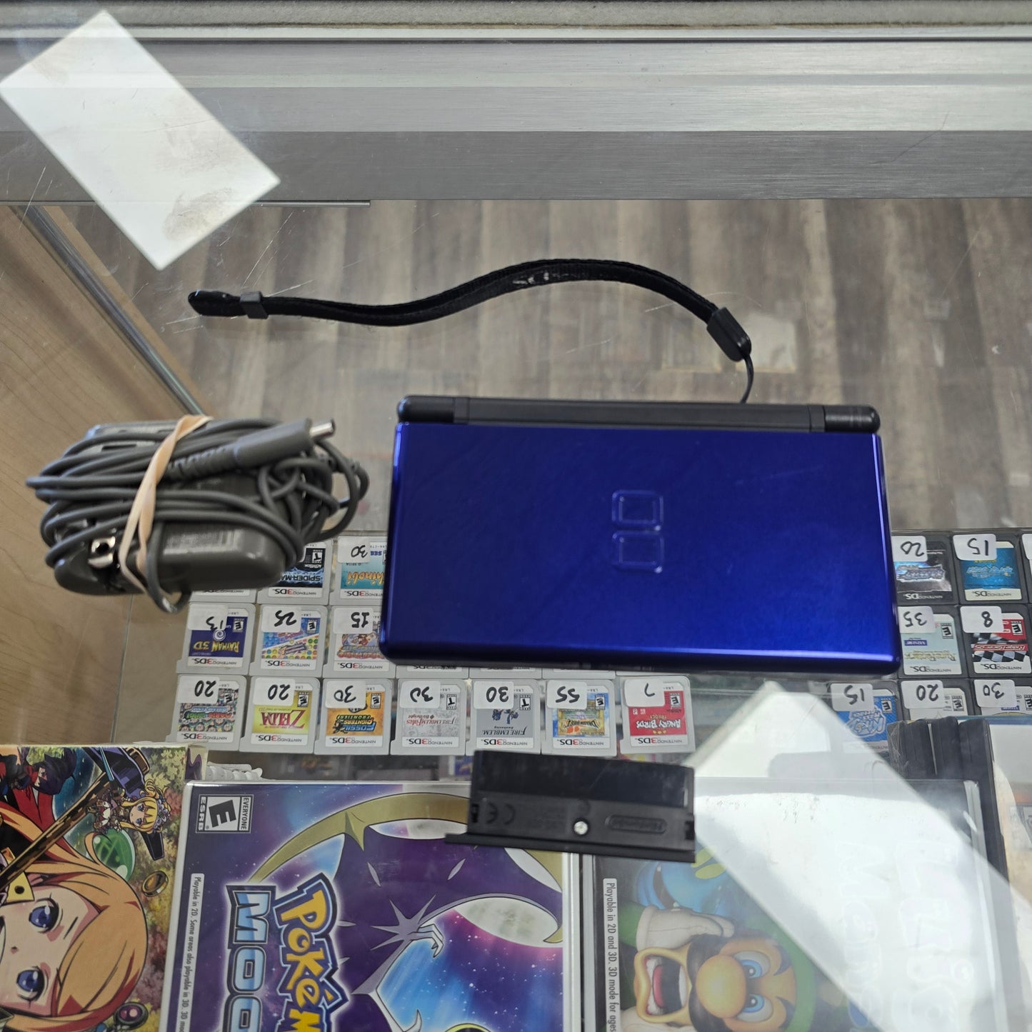 Blue Nintendo DS Lite System with Charger