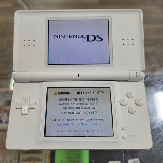 White Nintendo DS Lite Charger Included