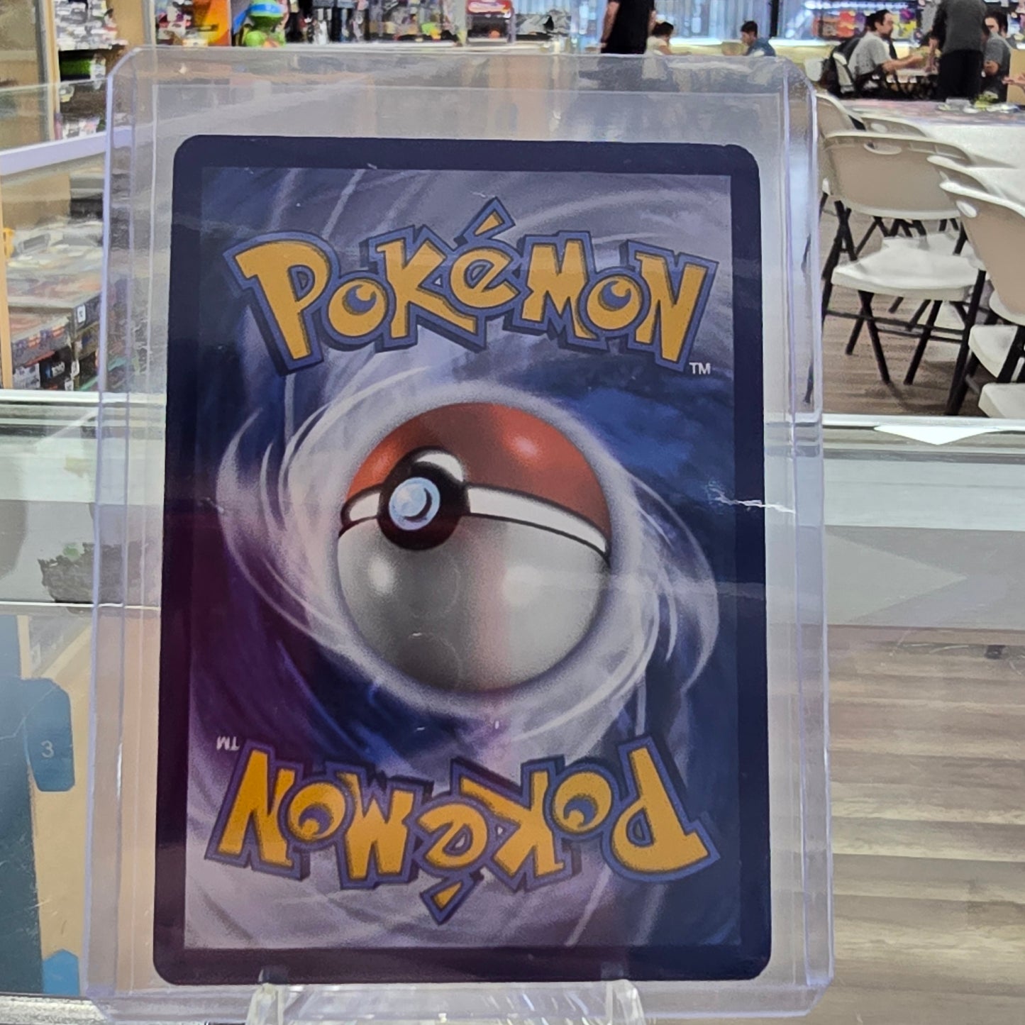 Pidgeotto - 208/197 - SV03: Obsidian Flames (NM)