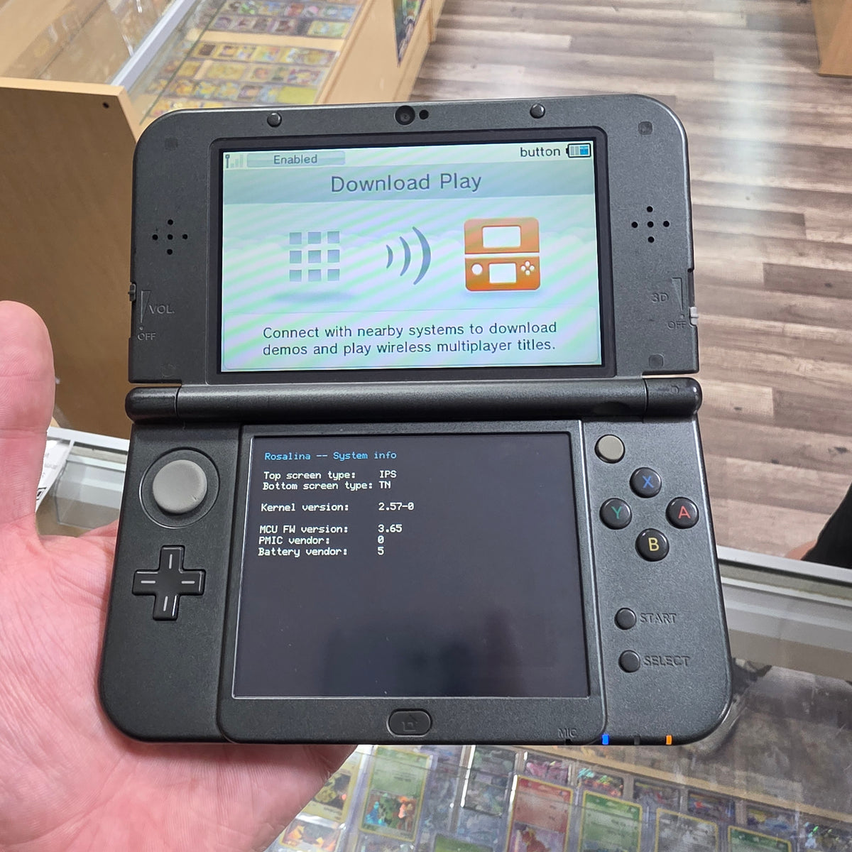 (402) (Top IPS) Black New Nintendo 3DS XL Handheld System With Charger (Region Free)(JAPANESE TO US)