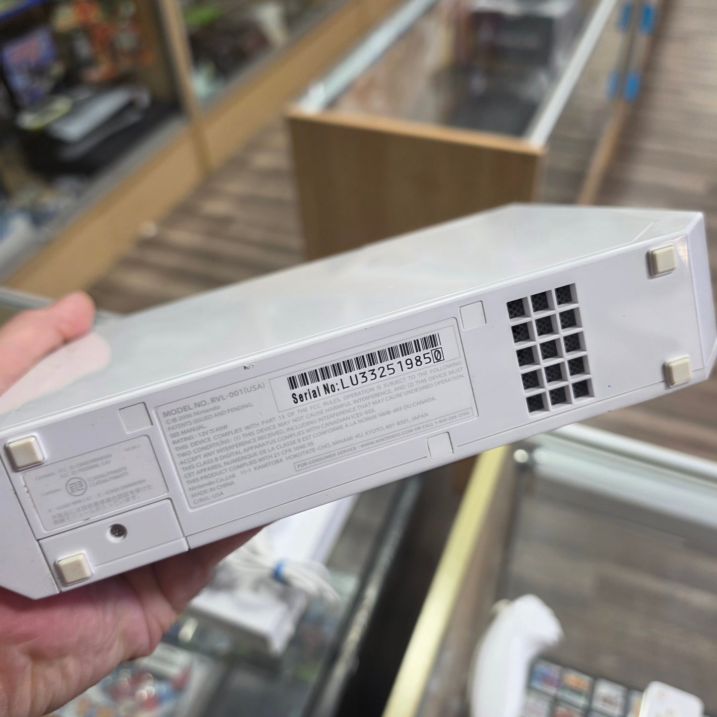 Nintendo Wii System with all wires and Controllers (850)