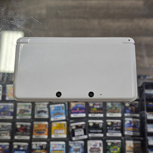 White Nintendo 3DS Handheld System With Charger (Region Free)(JAPANESE TO US)