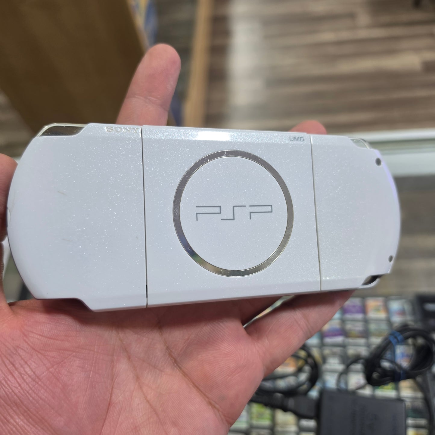 White PSP Handheld System Model 3000 With Charger
