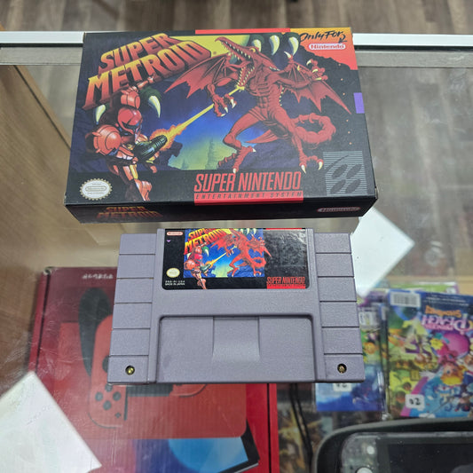 Super Metroid with "Reproduction CASE" Super Nintendo