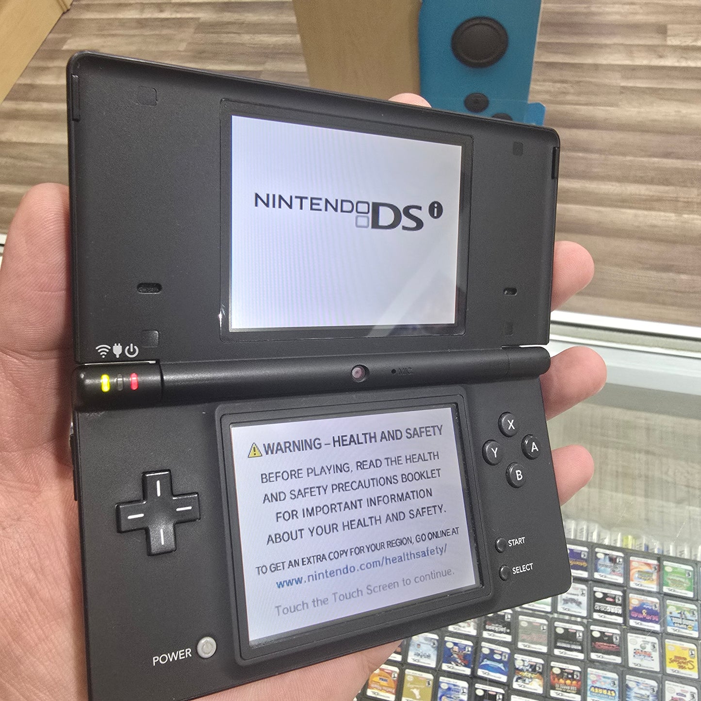 Black Nintendo DSi Handheld System with Charger