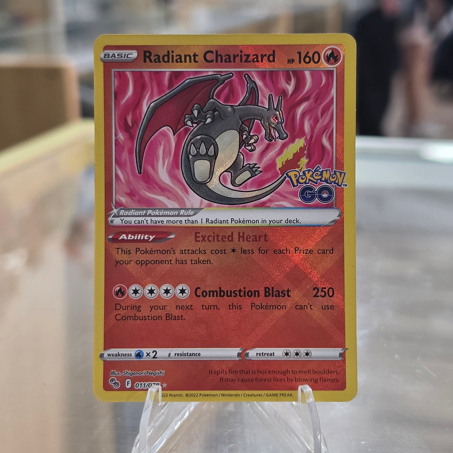 Radiant Charizard - Pokemon GO (NM)
