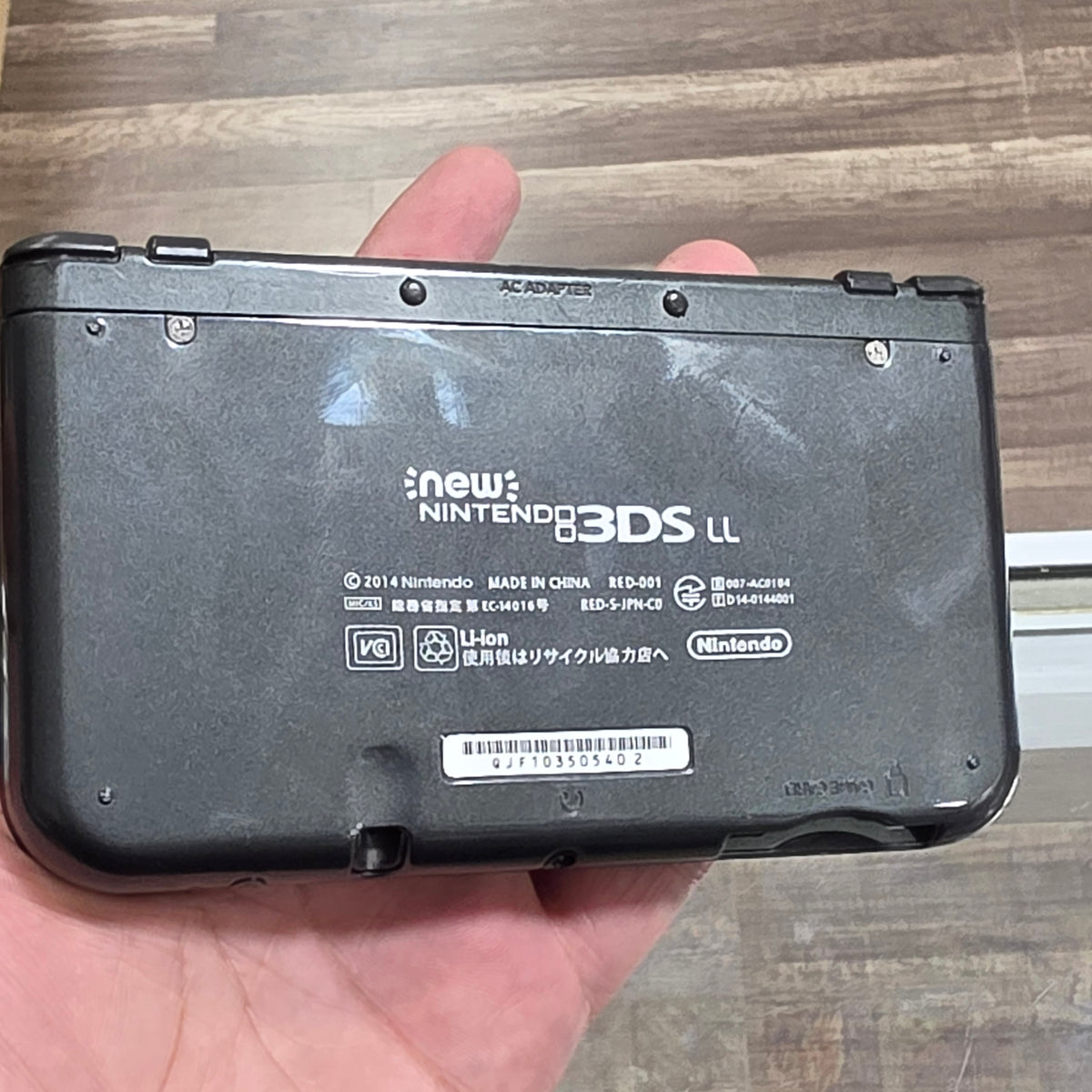 (402) (Top IPS) Black New Nintendo 3DS XL Handheld System With Charger (Region Free)(JAPANESE TO US)