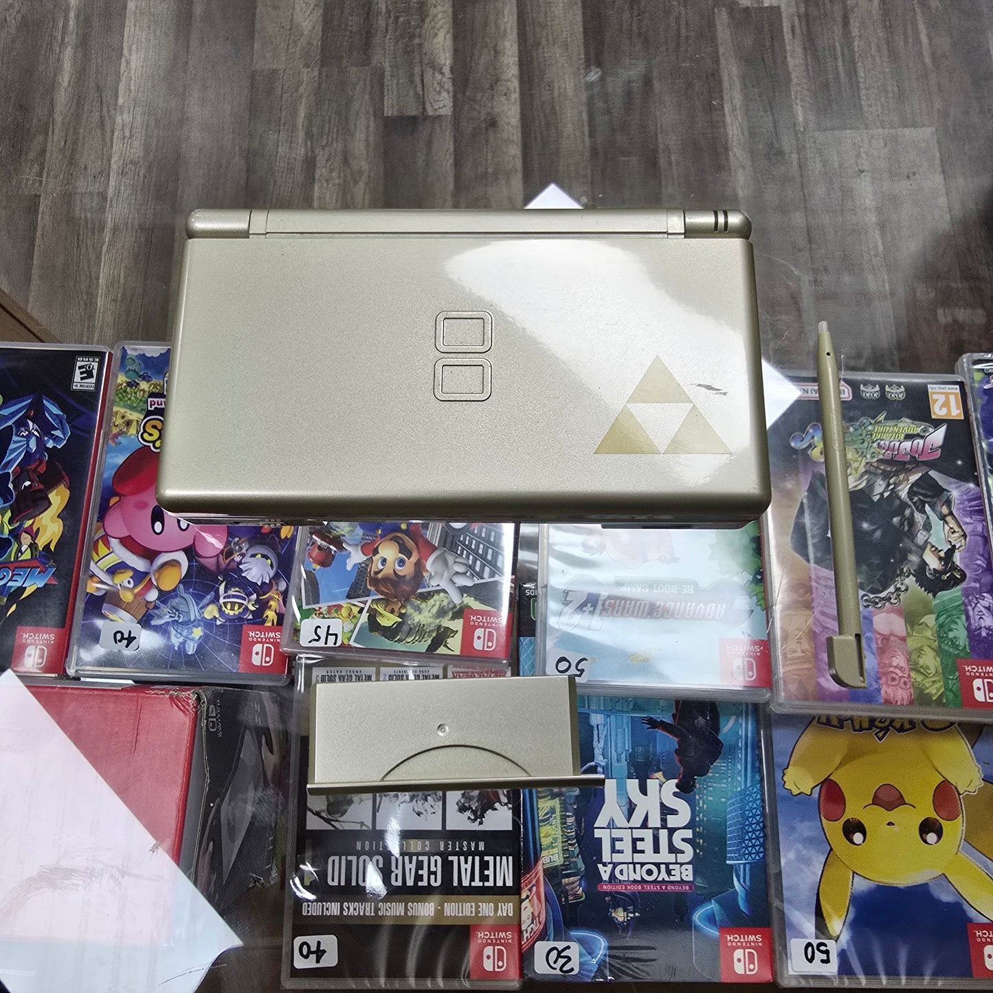 Gold Zelda Nintendo DS Lite [Limited Edition] Nintendo DS