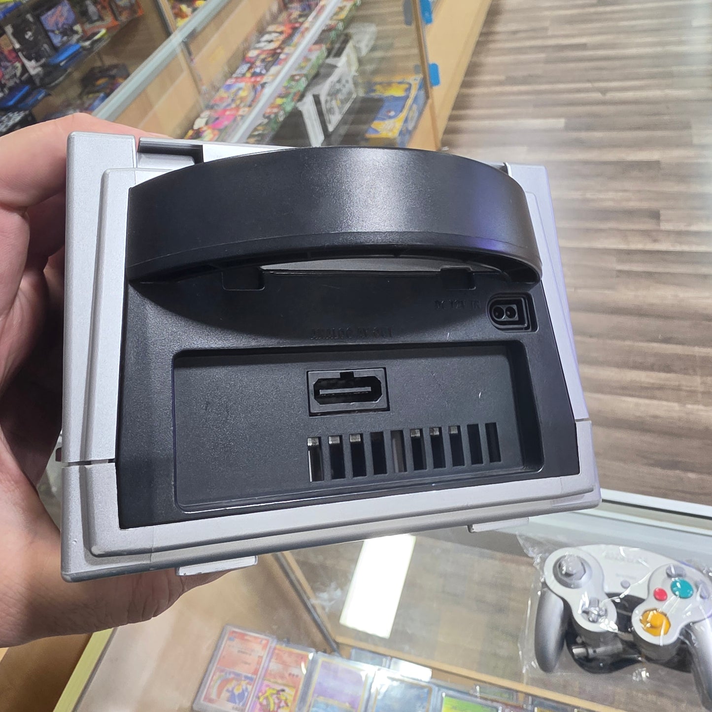 Silver Nintendo GameCube System with One Controller and Wires+ Memory Card (542)