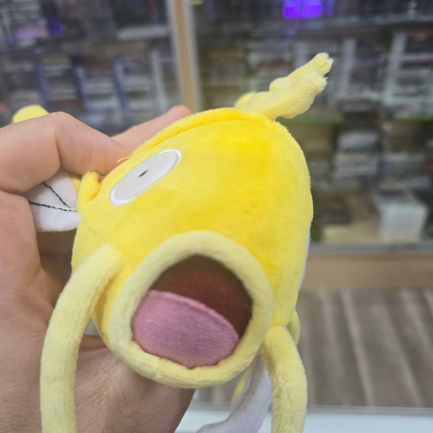 Pokemon Center 2013 Limited Gold Shiny Magikarp Plush with tag