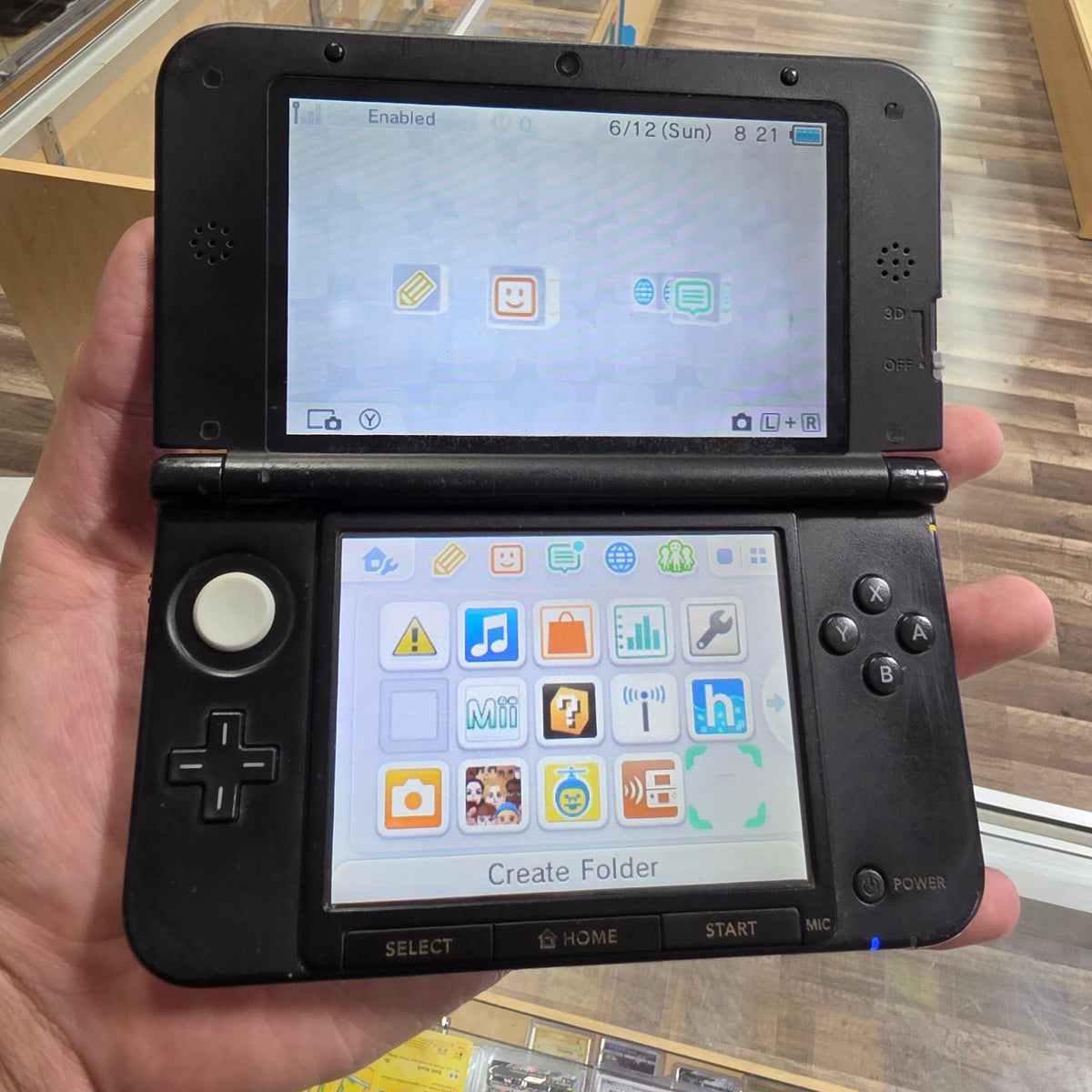 (409) Blue Nintendo 3DS XL Handheld System With Charger (Region Free)(JAPANESE TO US) (CHECK SCREEN)