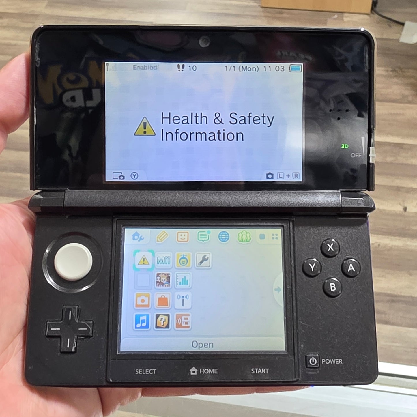 (917) Black Nintendo 3DS Handheld System With Charger (Region Free) (JAPANESE TO US)