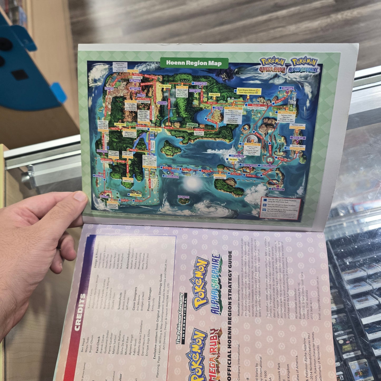 Pokemon Omega Ruby & Alpha Sapphire Official Hoenn Strategy Guide