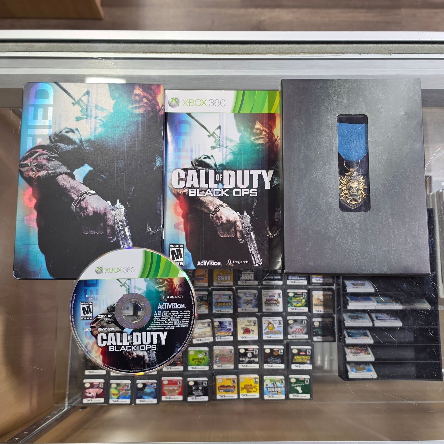 Call Of Duty Black Ops [Steelbook] Xbox 360 with Medal