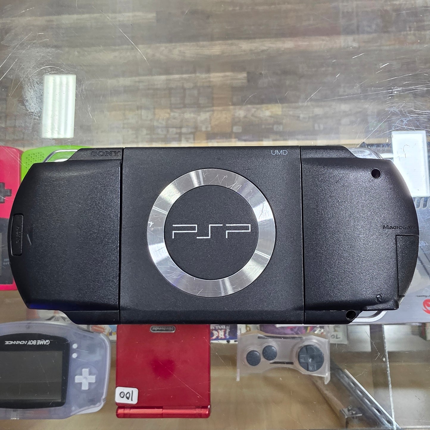 Playstation Portable PSP Handheld System 1000 model [Charger Included]