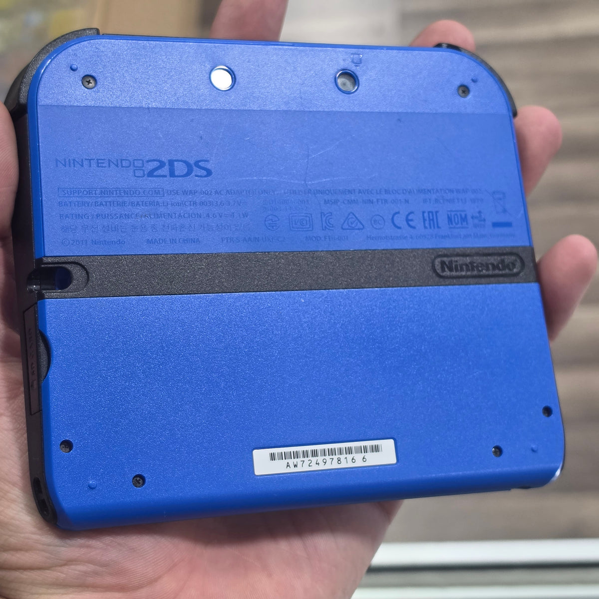 (166) Blue Nintendo 2DS Handheld System with Charger
