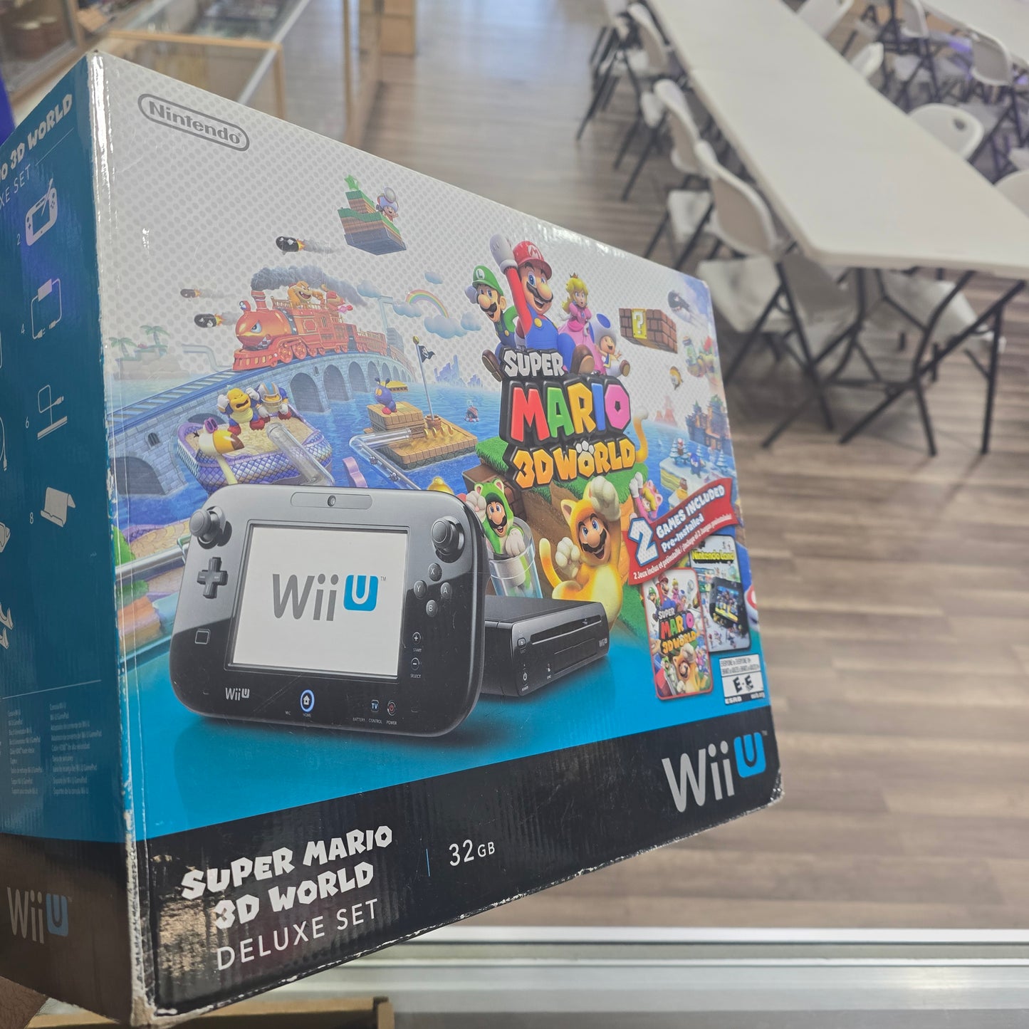 Wii U Console Deluxe: Super Mario World Edition
